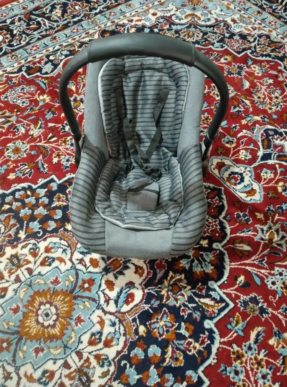 نی نی لای لای (کری یر)کودک سالم نونوپارچه جنس خوب|کالسکه و لوازم جانبی|قوچان, |دیوار