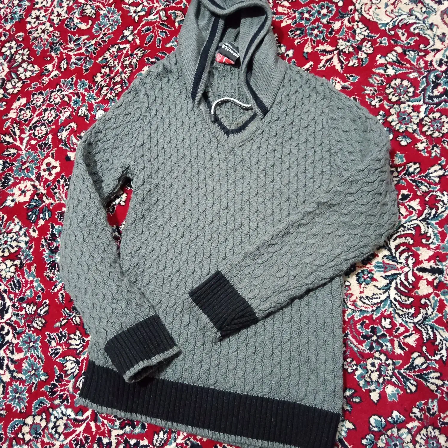 لباس گرم مردانه کلاهدار در حد نو|لباس|زرند, |دیوار