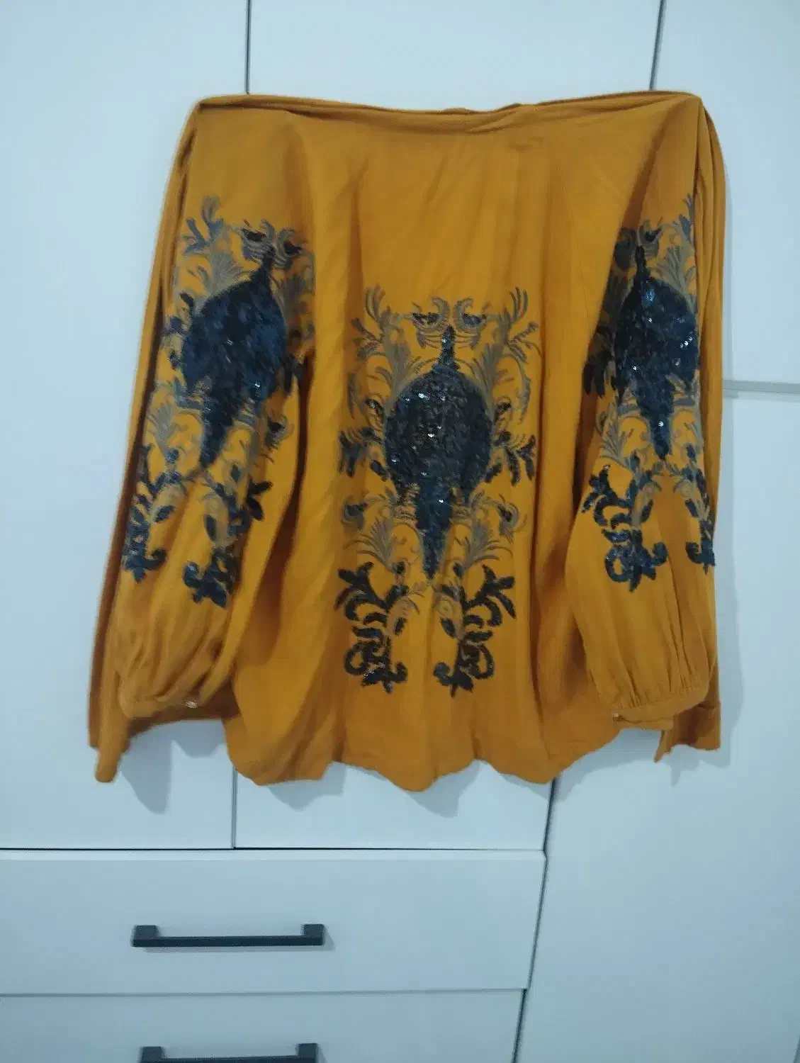 مانتو|لباس|کرمانشاه, |دیوار