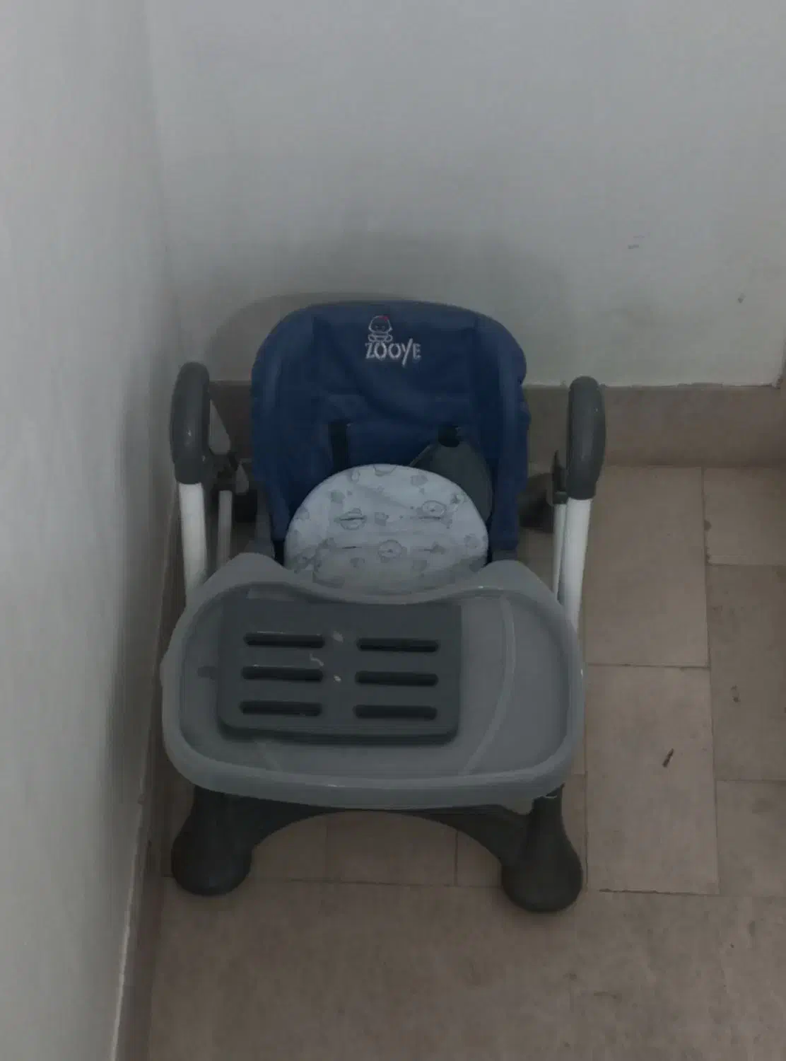 صندلی غذای کودک|تخت و صندلی بچه|لاهیجان, گلستان|دیوار