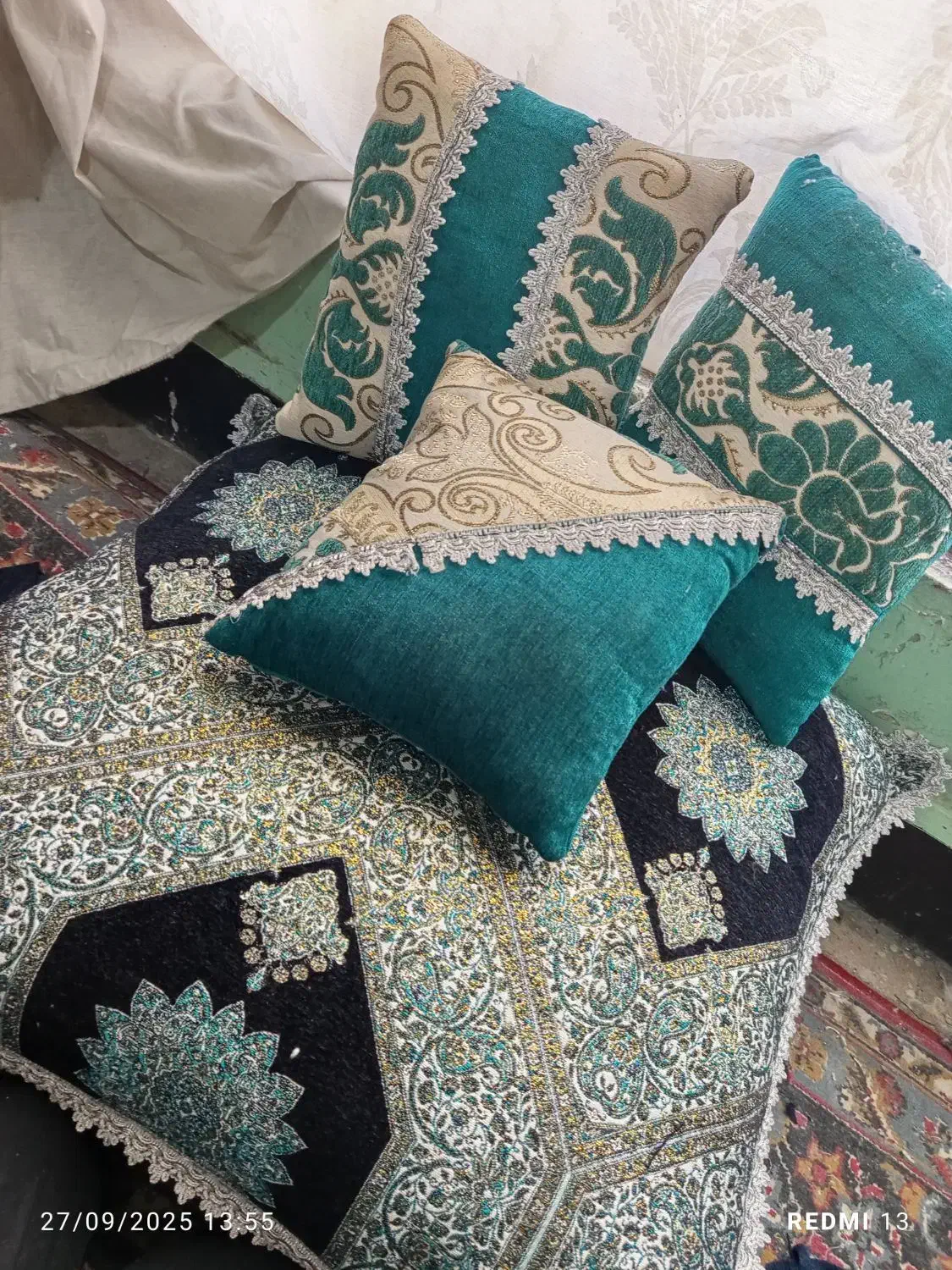 کوسن وبالش|رختخواب، بالش، پتو|کرمان, |دیوار