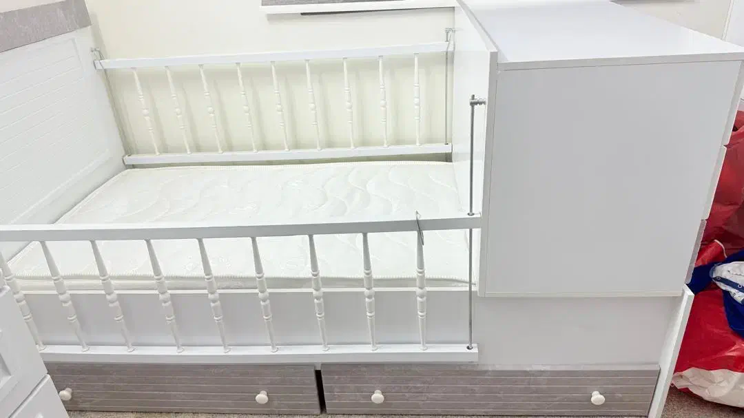 سرویس خواب|تخت و سرویس خواب|ری, فیروزآبادی|دیوار