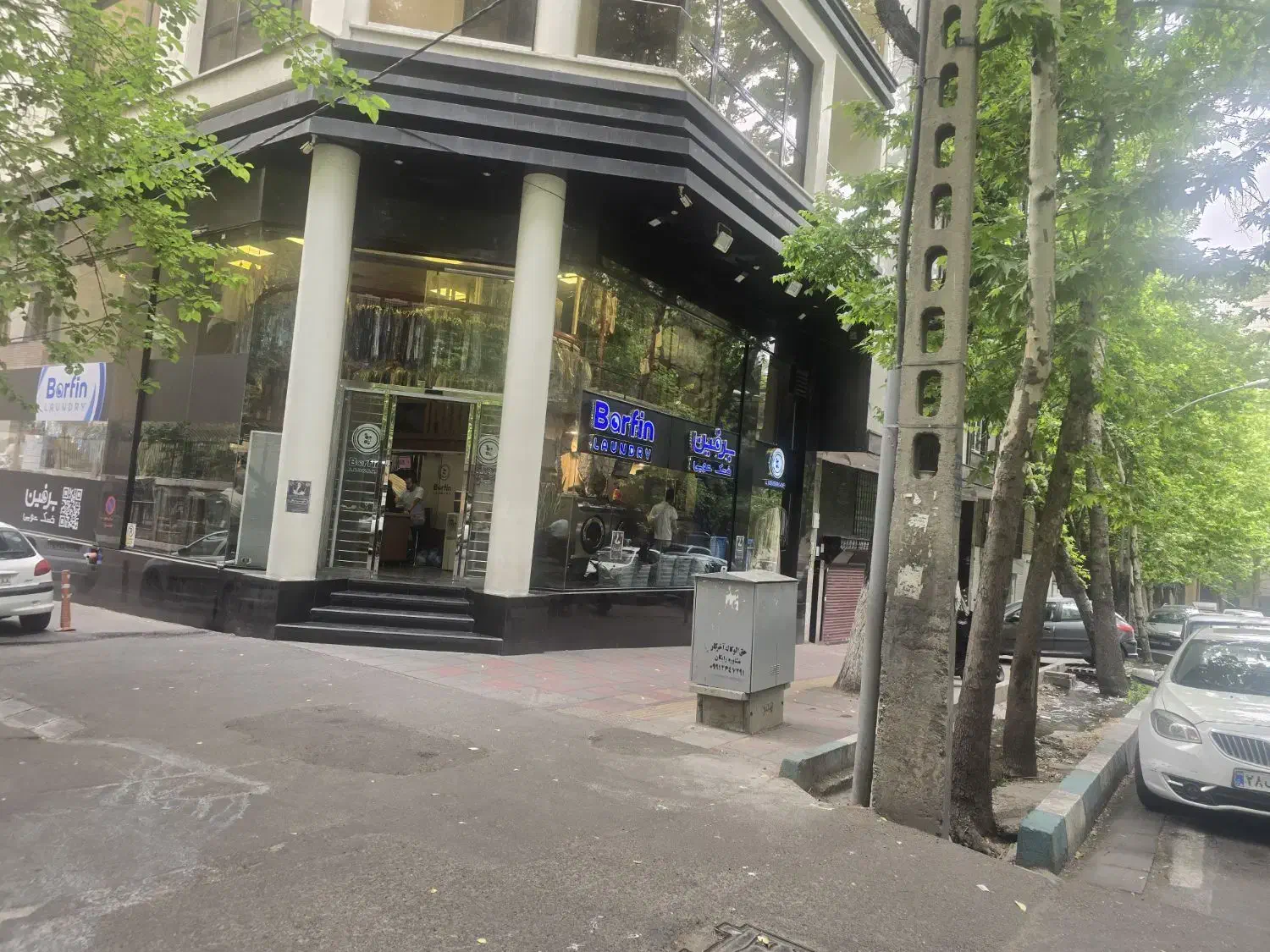 ۱۴۰ متر تجاری بهترین لوکیشن اندرزگو|اجارهٔ مغازه و غرفه|تهران, قیطریه|دیوار