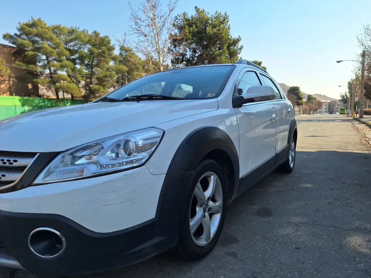 دانگ فنگ اچ سی کراس ۹۷|خودرو سواری و وانت|تهران, حافظیه|دیوار