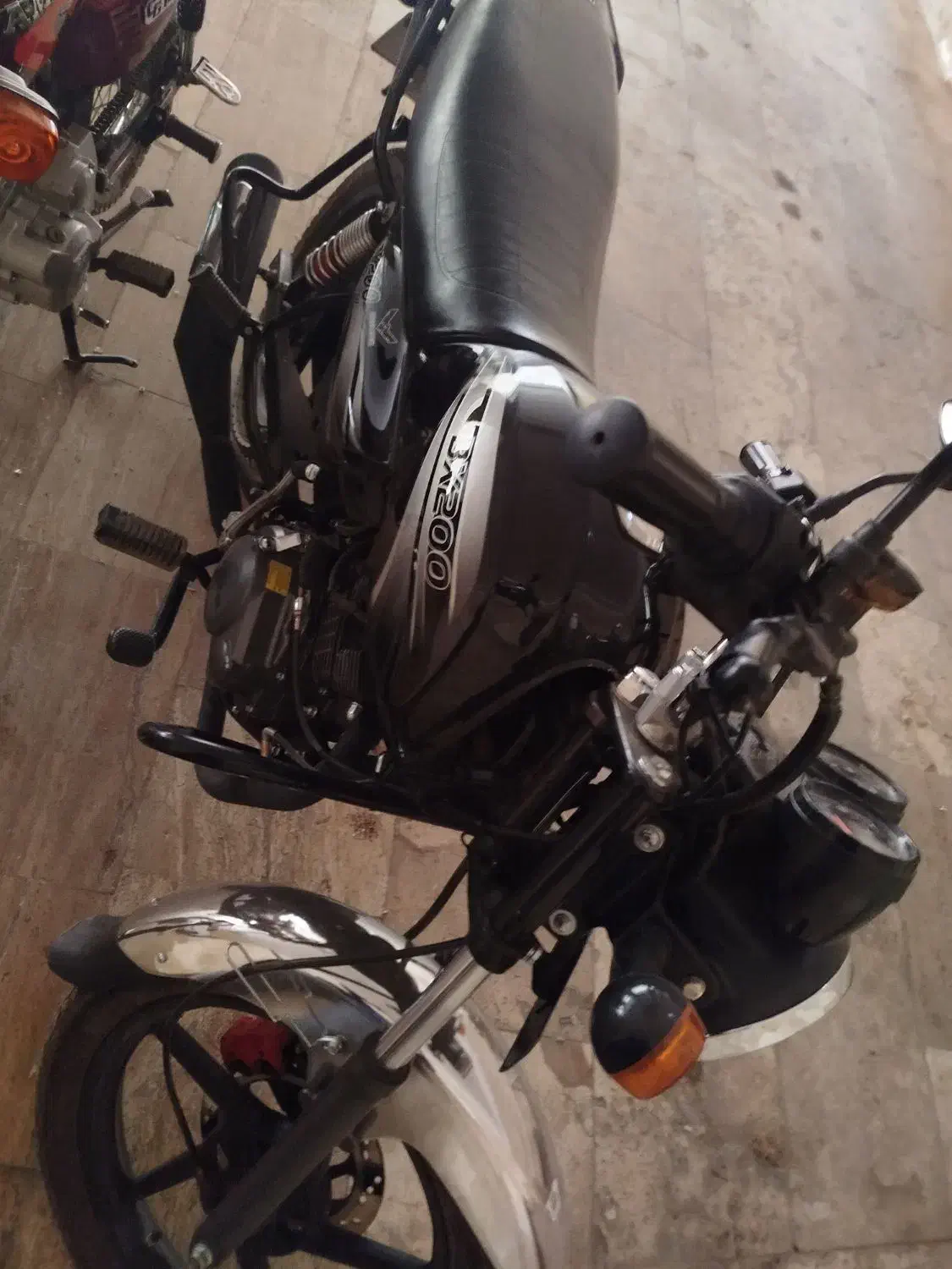 باکسر 200 404|موتورسیکلت|قم, پردیسان|دیوار
