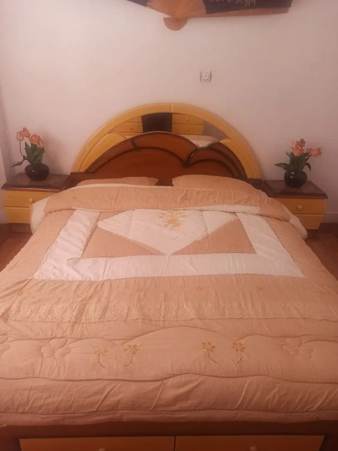 تخت و سرویس دو نفره|تخت و سرویس خواب|هشتگرد, قاسم آباد بزرگ|دیوار