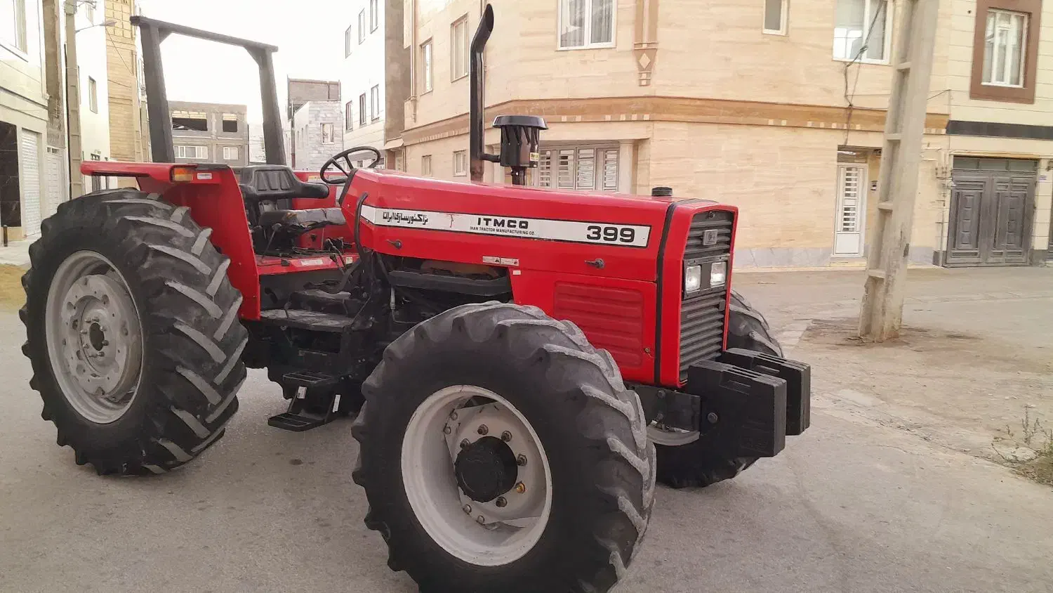 تراکتور ۳۹۹جفت درحد مدل ۹۴|خودرو سنگین|قروه, |دیوار