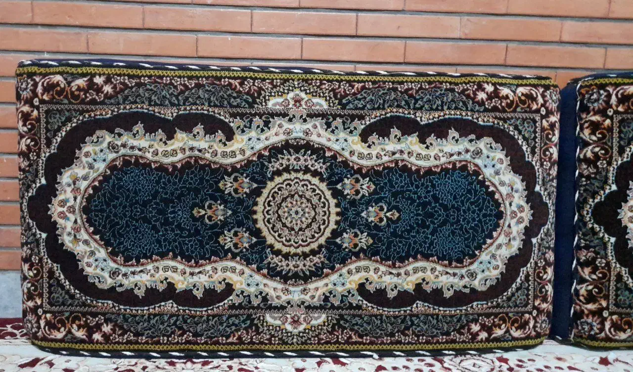 پشتی|پشتی|همدان, |دیوار