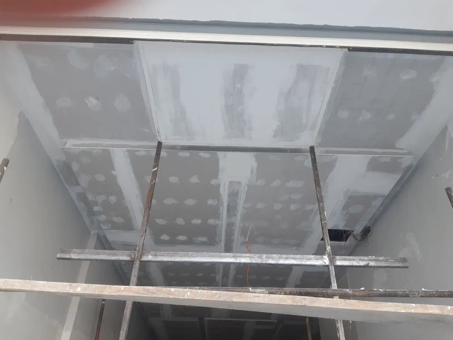 رنگکاری ونقاشی ساختمان با۳۰سال خدمت گزاری به شما|خدمات پیشه و مهارت|قنوات, |دیوار