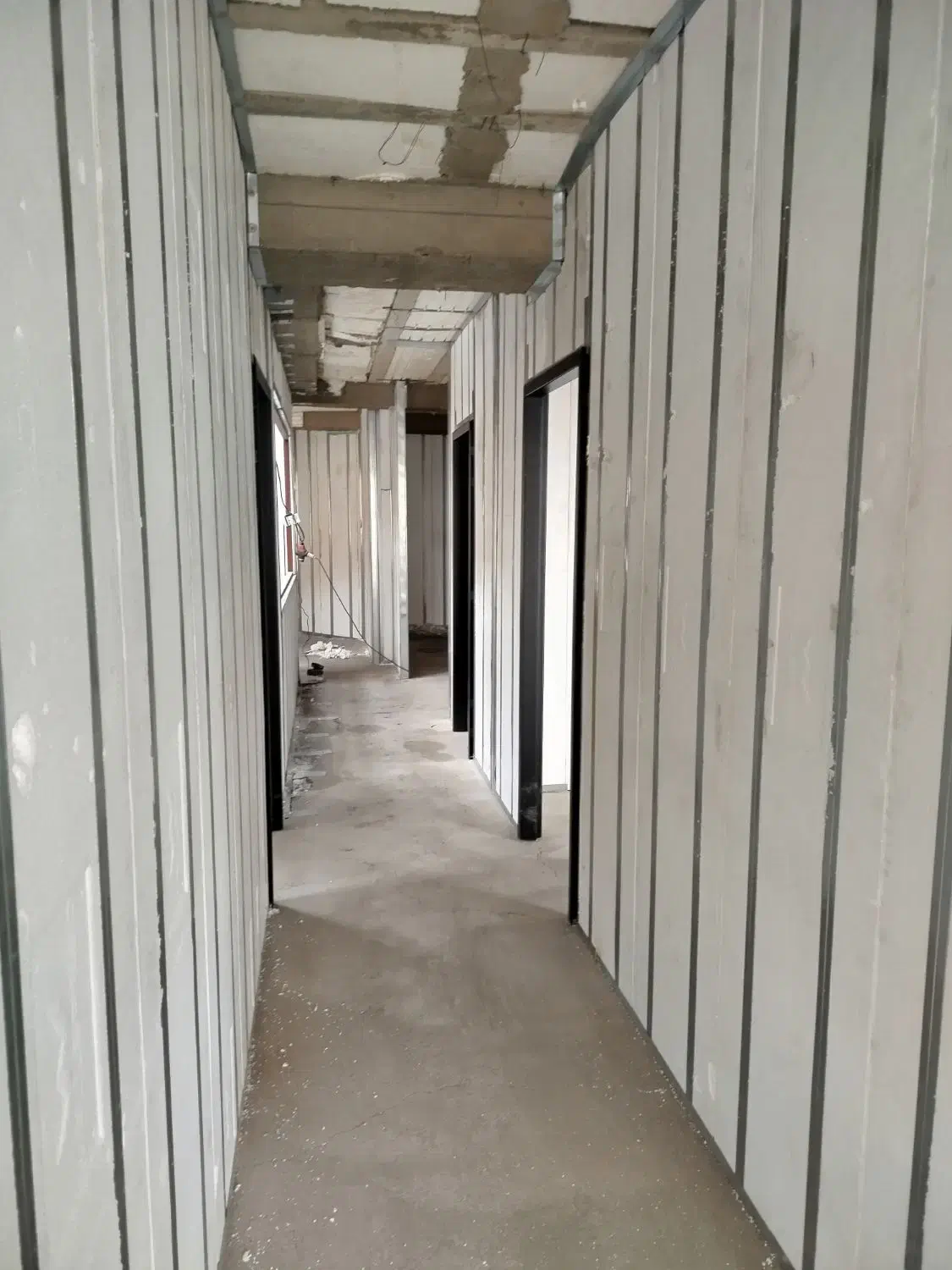 کارگر ساده و فنی جهت نصب دیوار وال اسپید|استخدام معماری، عمران و ساختمانی|همدان, |دیوار