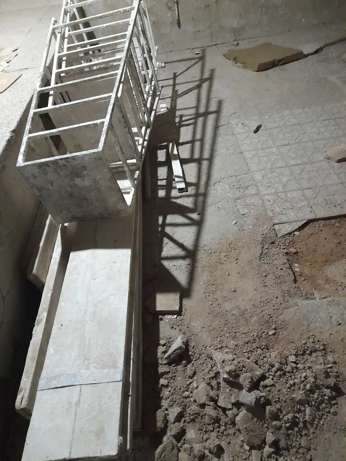 چوب و تخته گچکاری|مصالح و تجهیزات ساختمان|یزد, |دیوار