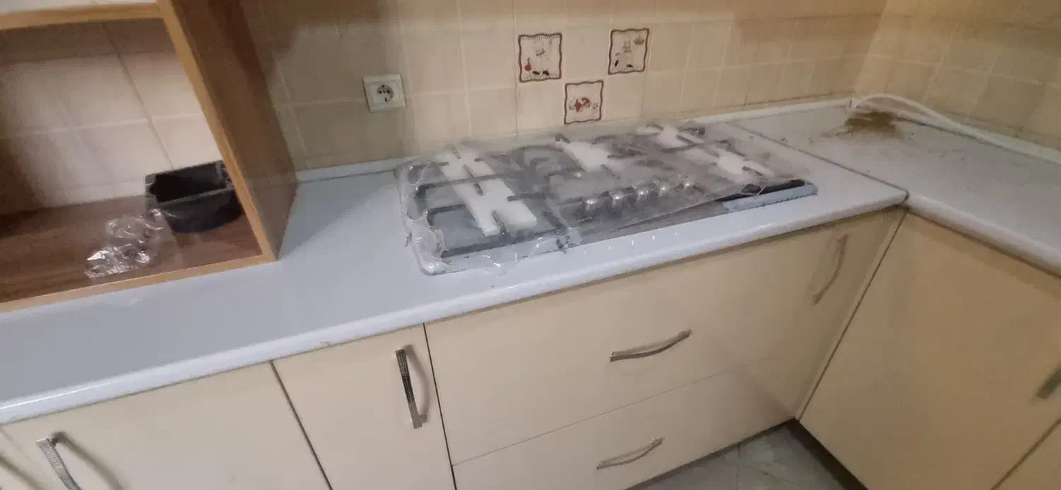 طبقه اول 200 متر مهرگان فاز یک ساخت شرکت پرند|فروش آپارتمان|مشهد, شهرک مهرگان|دیوار