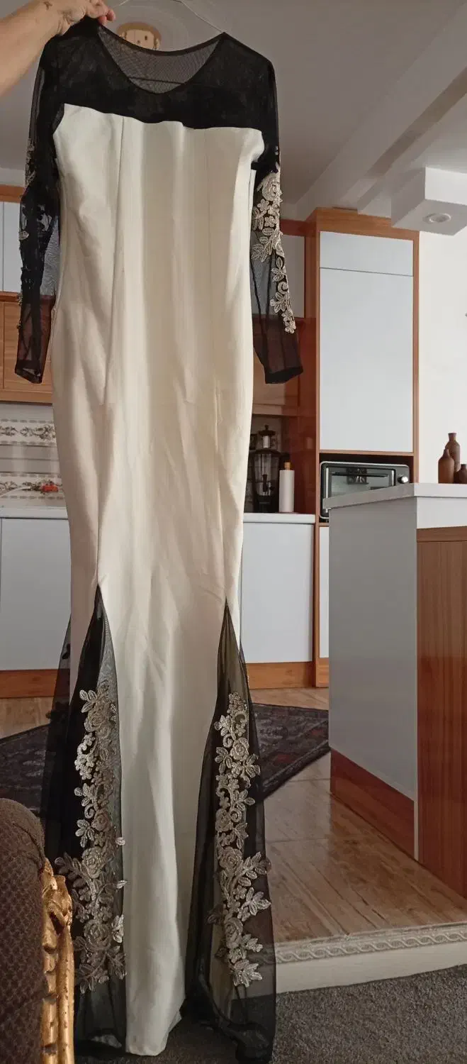 لباس مجلسی|لباس|قم, ارم|دیوار