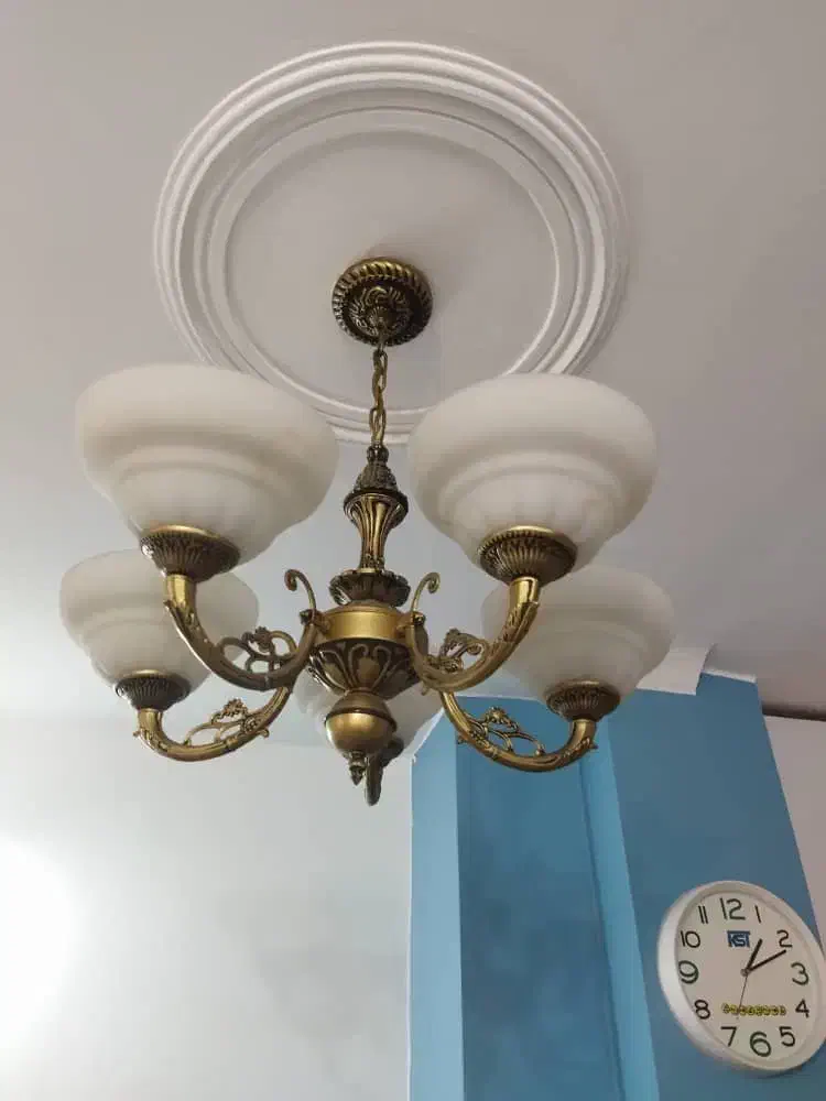 لوستر قدیمی|لوستر و چراغ آویز|تهران, سلسبیل شمالی|دیوار