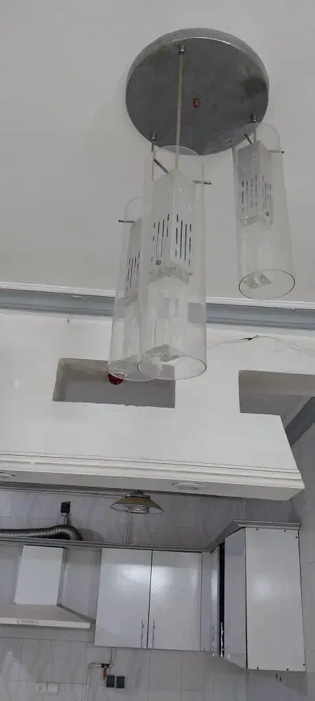 لوستر سالم و نو|لوستر و چراغ آویز|اهواز, پادادشهر|دیوار