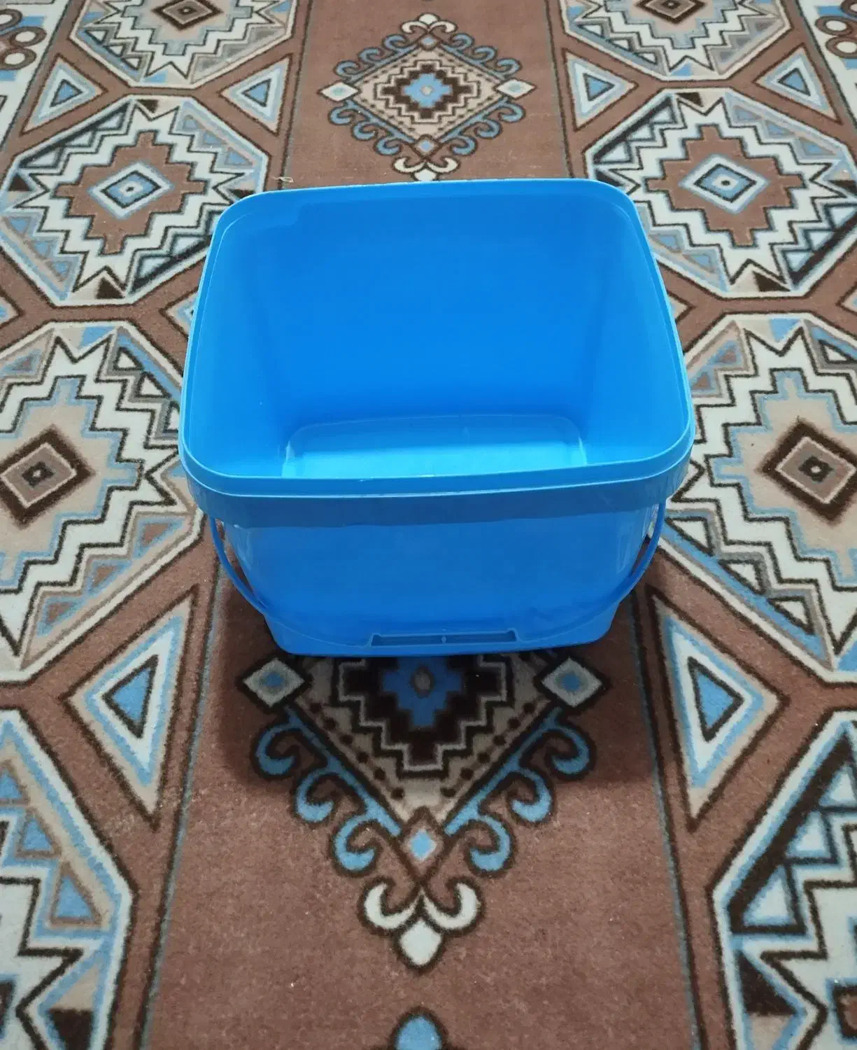 ظروف نگهدارنده|ظروف نگهدارنده، پلاستیکی، یک‌بارمصرف|بندرعباس, |دیوار