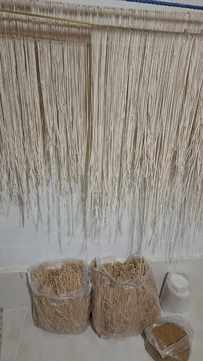 رشته سنتی وبلغورکاملا ارگانیک|خوردنی و آشامیدنی|خواجه, |دیوار