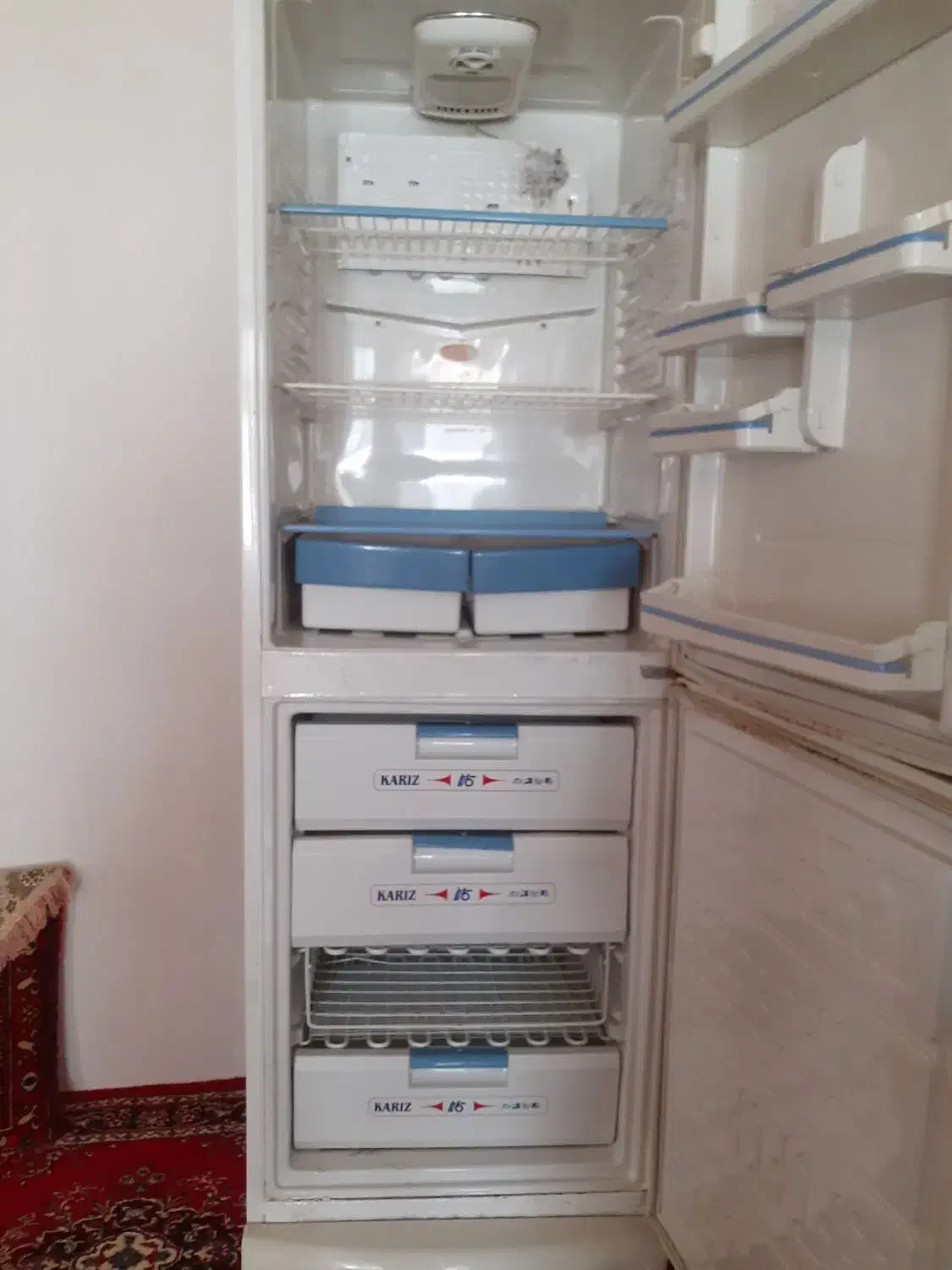 یخچال تمیز بدون ایراد|یخچال و فریزر|صحنه, |دیوار