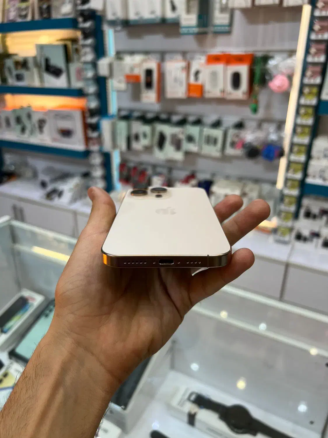 اپل iPhone 16 Pro Max حافظهٔ ۵۱۲ گیگابایت/اقساطی|موبایل|یزد, |دیوار
