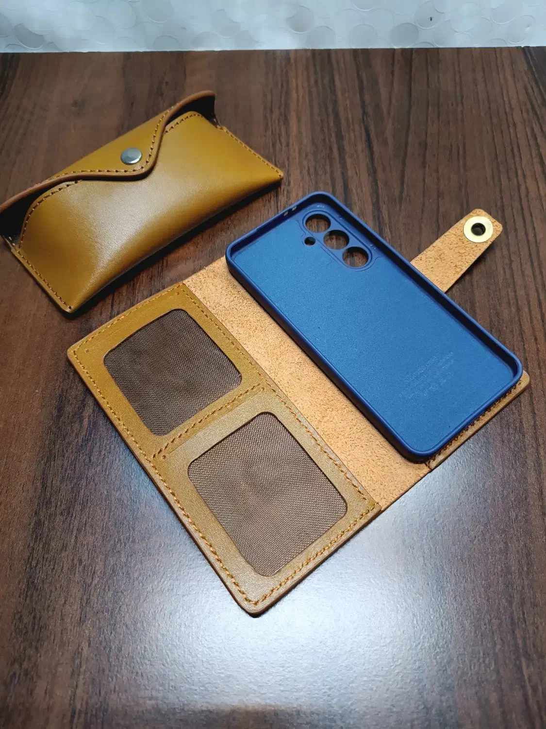 کیف و کمربند با چرم طبیعی و دستدوز|کیف، کفش، کمربند|اندیمشک, |دیوار