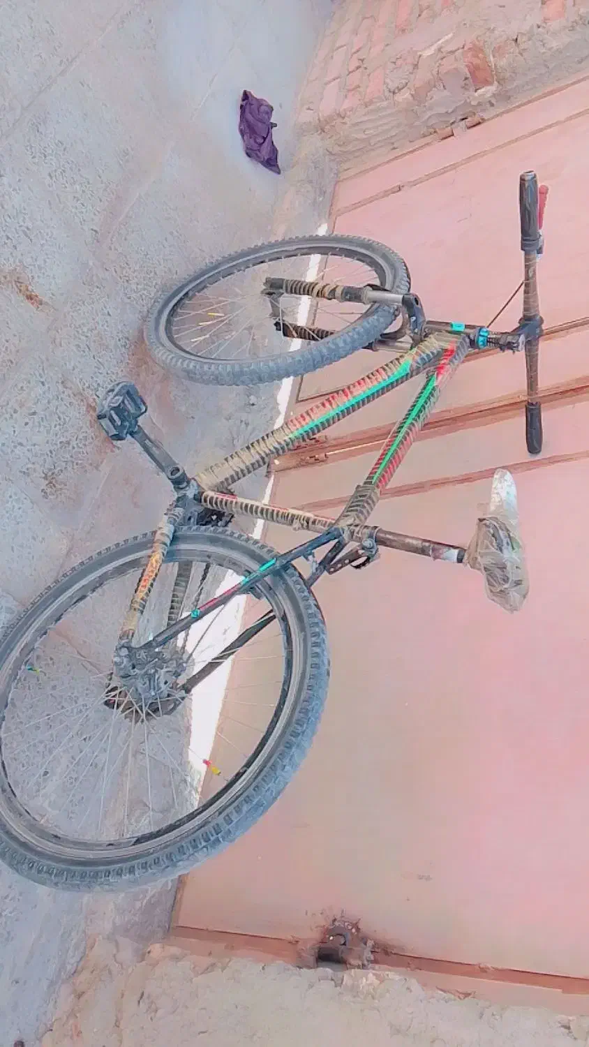 دوچرخه 26|دوچرخه، اسکیت، اسکوتر|خاش, |دیوار