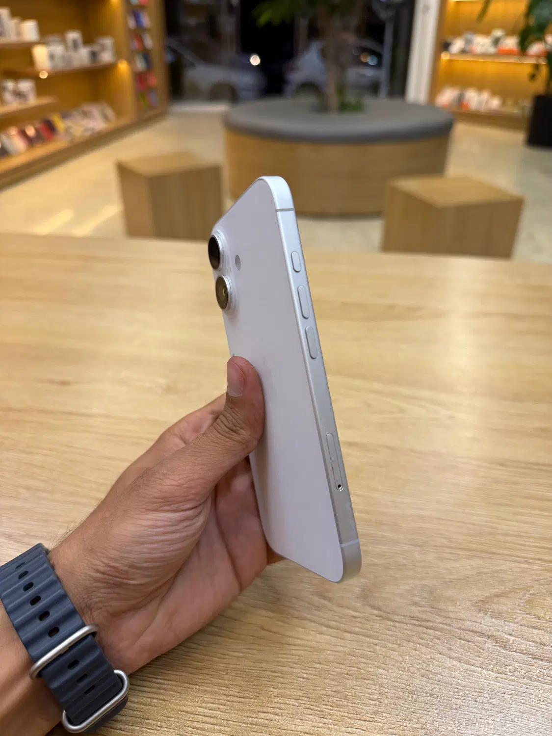 iPhone 16 normal|موبایل|کرمان, |دیوار
