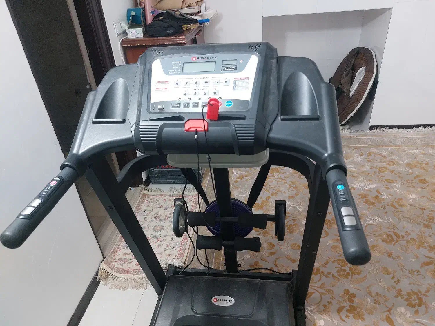 تردمیل اصل تایوان ۱۲۰کیلو|تجهیزات ورزشی|کاشان, دانش|دیوار