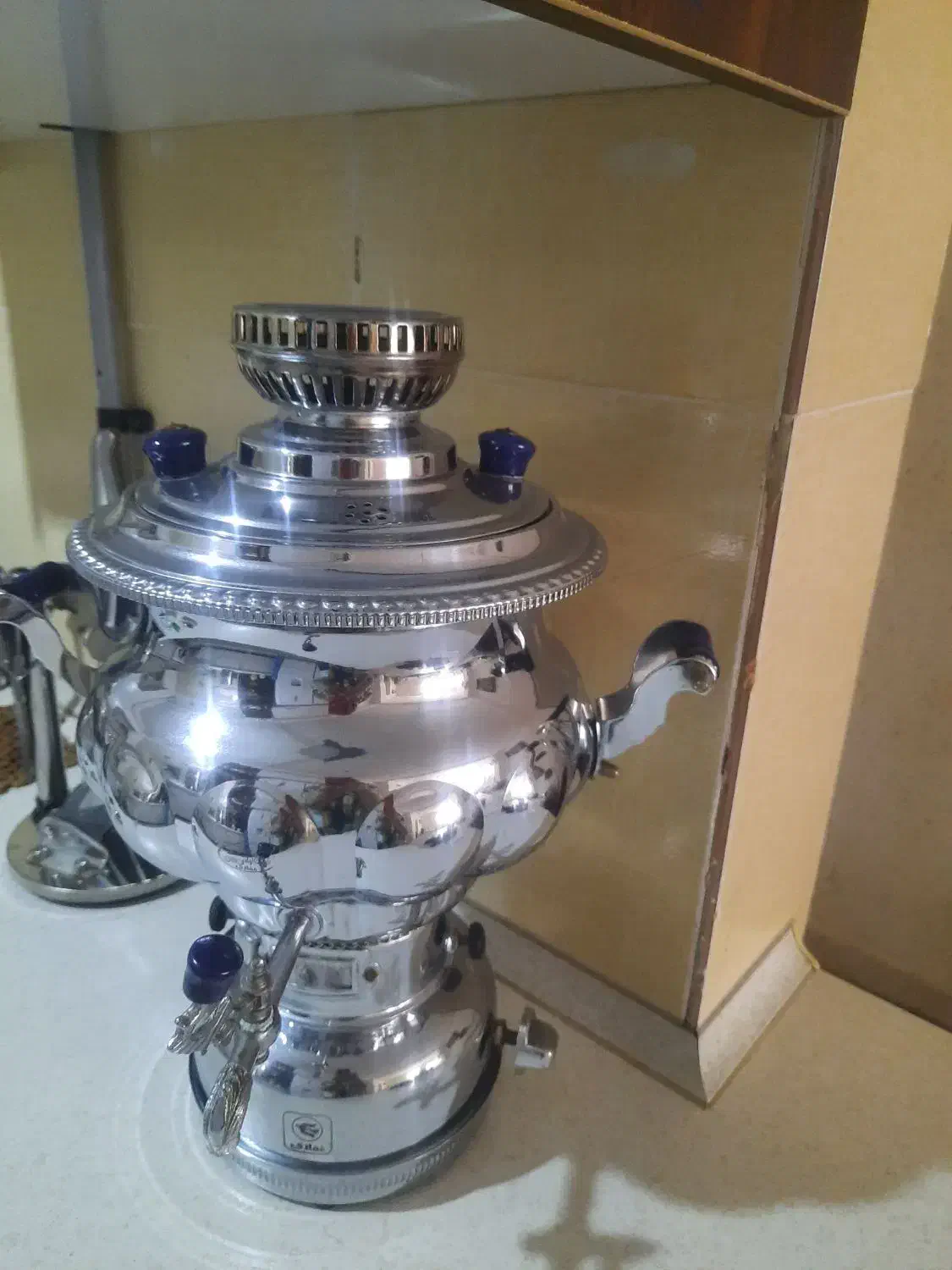 سماور گازی|سماور، چایساز، قهوهساز|پرند, فاز ۶|دیوار