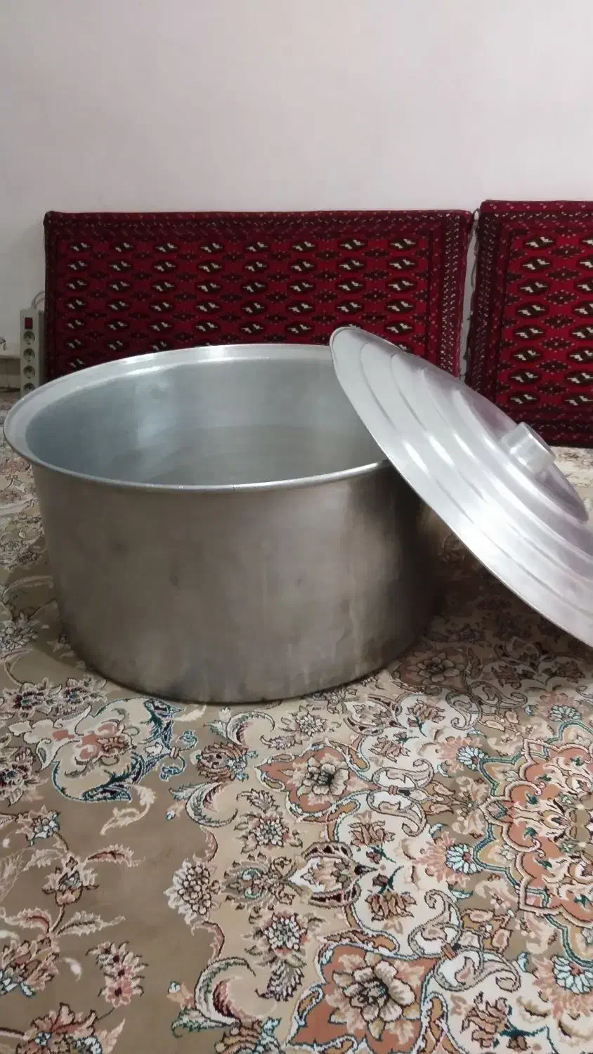 قابلمه روحی بزرگ هیئتی|ظروف پخت‌وپز|اسلام‌شهر, شهرک سعیدیه|دیوار