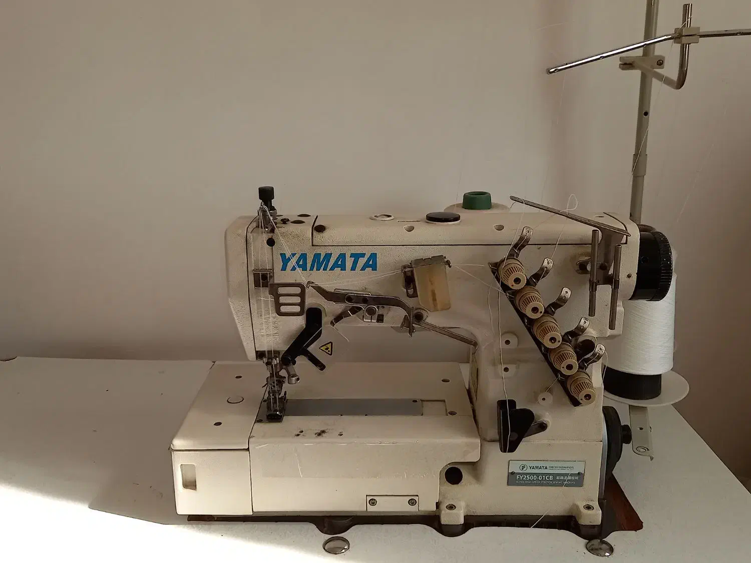 چرخ میاندوز|چرخ خیاطی و ریسندگی|بروجرد, |دیوار