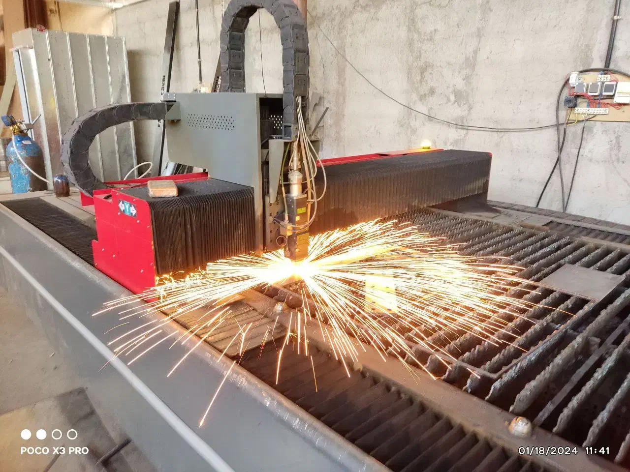 کارگر ساده و اپراتور|استخدام صنعتی، فنی، مهندسی|تبریز, |دیوار