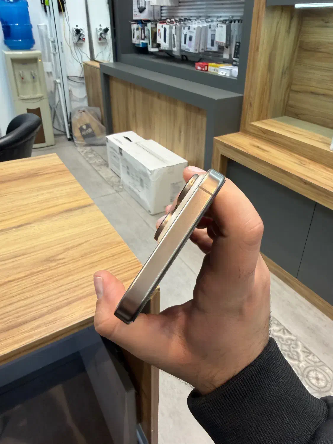 ایفون ۱۶ پرومکس ZAA|موبایل|شیراز, عفیفآباد|دیوار