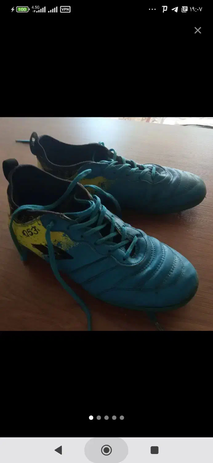 کفش فوتبال چمن|کیف، کفش، کمربند|هشتگرد, شهرک مهستان ۲|دیوار