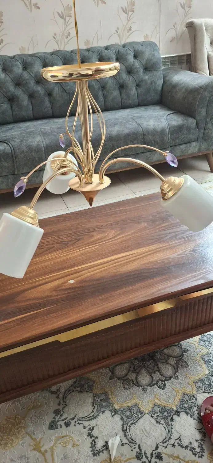 لوستر مارک تینکو اصل بسیار محکم و عالی|لوستر و چراغ آویز|شیراز, حومه شیراز|دیوار