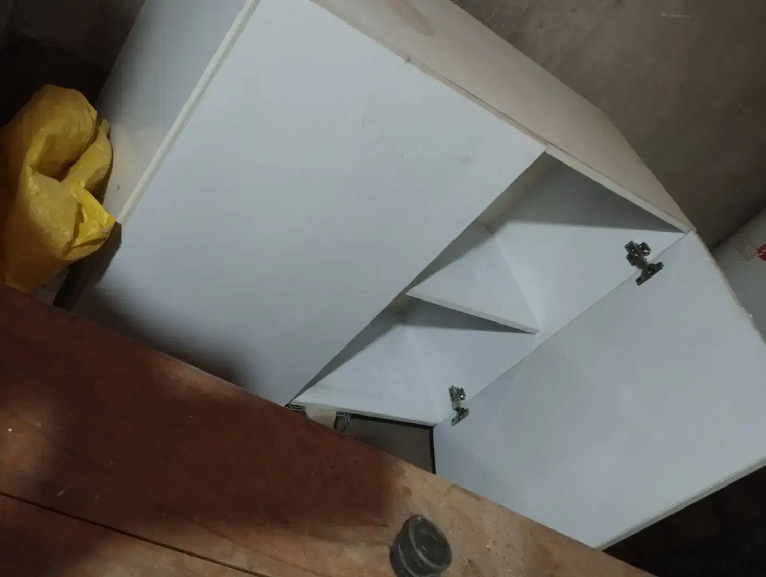 میز|میز تحریر و کامپیوتر|قم, شاه ابراهیم|دیوار