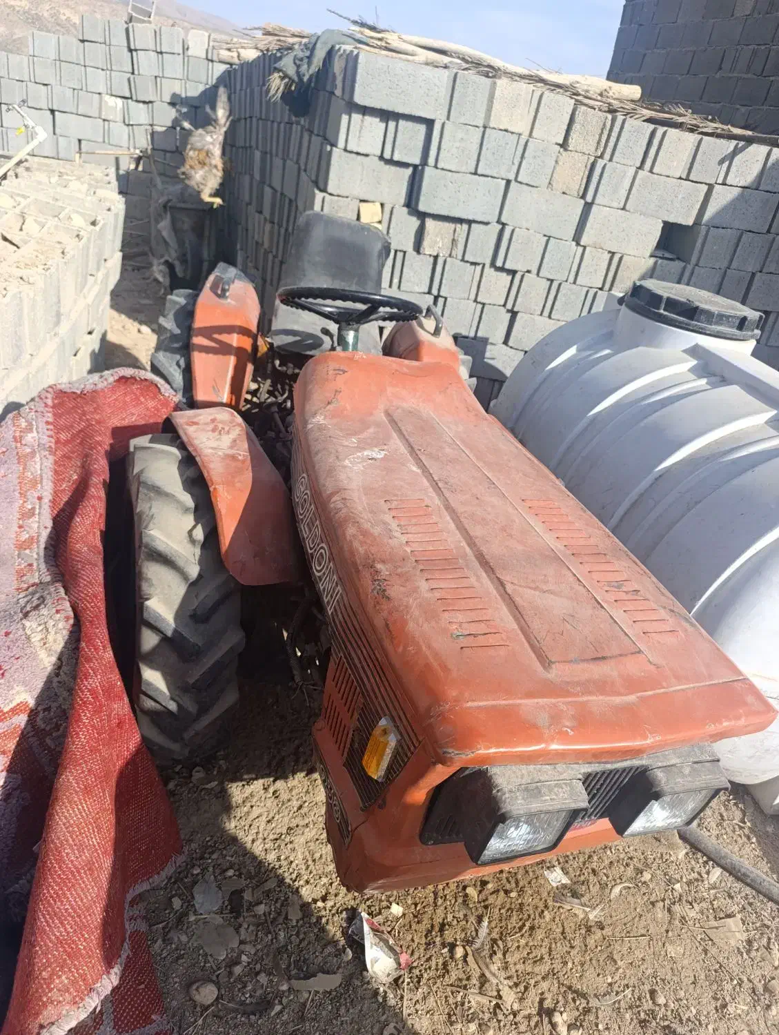 فروش تراکتور کمر شکن باغی.مدل 83238.|ماشین‌آلات صنعتی|سیمکان, |دیوار