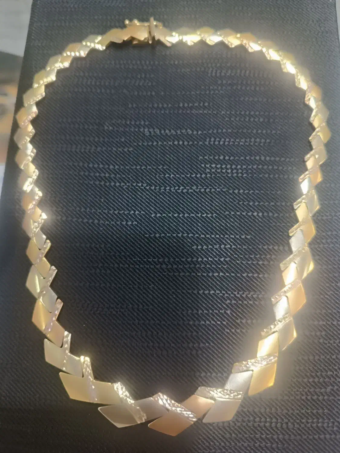 دستبندو گردنبند 50تومن بالای تابلو|جواهرات|سبزوار, قصبه غربی|دیوار