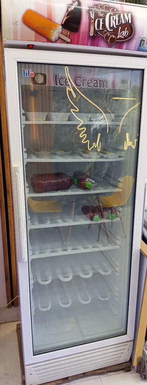 فریزر ایستاده Tifo در حد نو آماده کار حرفه‌ای|فروشگاه و مغازه|تربت‌حیدریه, پارک کاشانی|دیوار