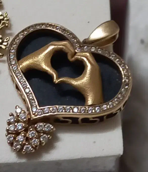 طلای خانگی|جواهرات|کاشان, کشاورز|دیوار