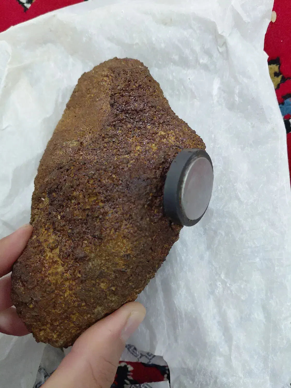 سنگ آهنربا|کلکسیون اشیاء عتیقه|مهران (ایلام), |دیوار