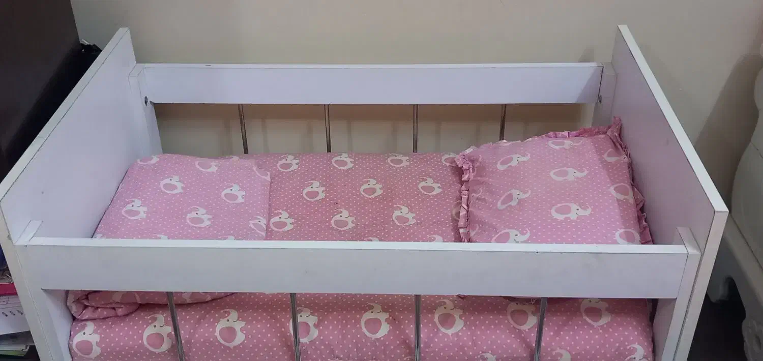 تخت دوکاره(گهواره)|تخت و صندلی بچه|ساوه, |دیوار