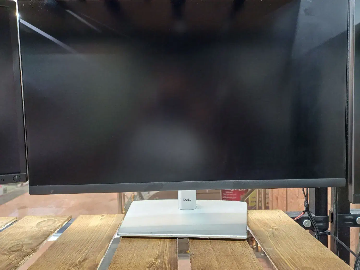 مانیتور Dell ۲۲ ۲۴ پایه آسانسوری|قطعات و لوازم جانبی رایانه|تهران, سلسبیل شمالی|دیوار