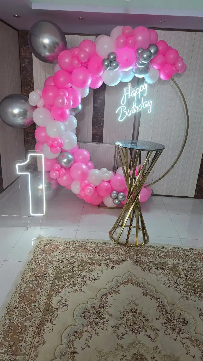 اجرای بادکنک آرایی و گل آرایی و صفر تا صد مراسمات|خدمات پذیرایی، مراسم|ارومیه, |دیوار