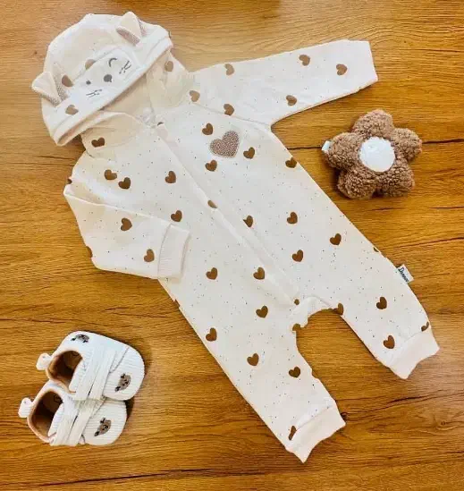 سرهمی نوزادی داخل کرک سایز۲|کفش و لباس بچه|اصفهان, گلزار|دیوار