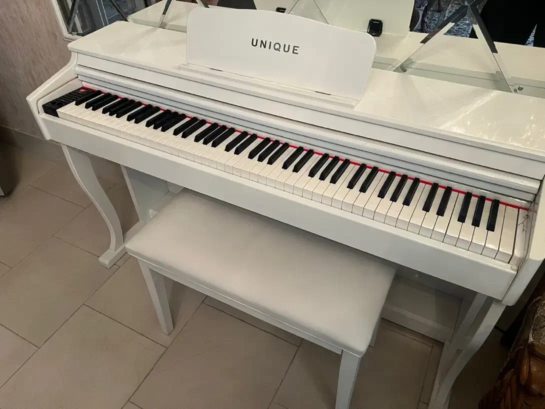 پیانو دیجیتال ،یونیک|پیانو، کیبورد، آکاردئون|اصفهان, خانه اصفهان|دیوار