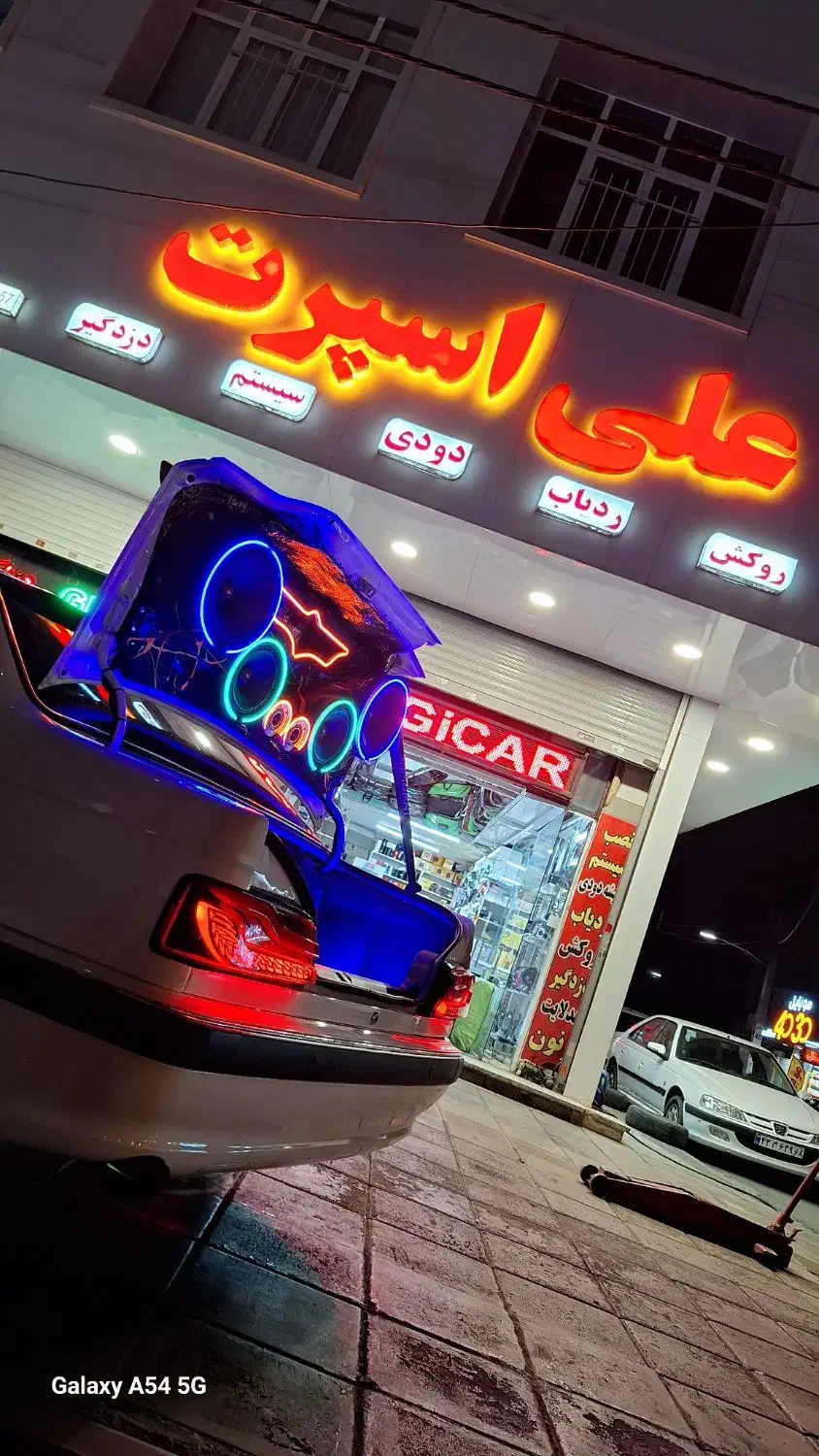 نصب حرفه ای سیستم و مانیتور  و روکش با ضمانت|خدمات موتور و ماشین|فردیس, فردیس|دیوار