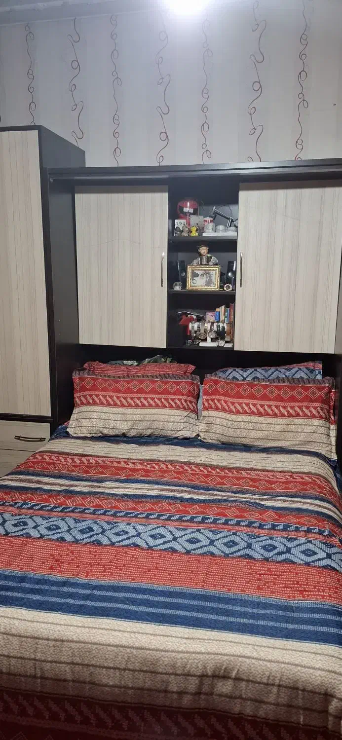 تختخواب تاشو|تخت و سرویس خواب|تهران, آشتیانی|دیوار