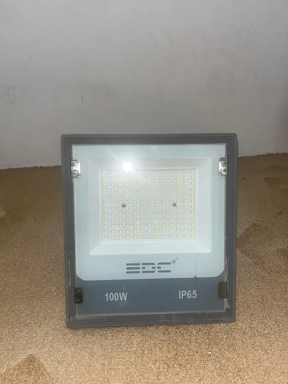 پروژوکتور|لامپ و چراغ|آمل, |دیوار