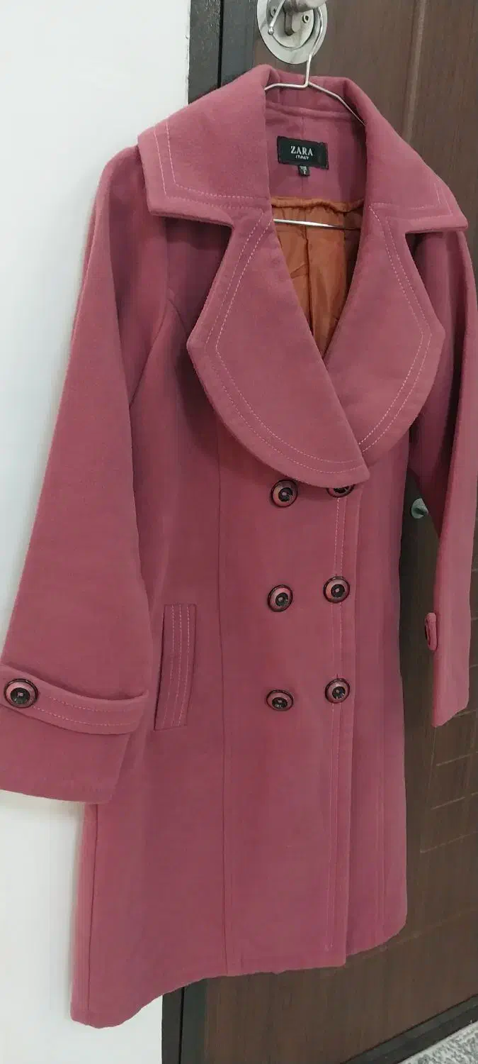 پالتو رنگ سال|لباس|رشت, بوسار|دیوار