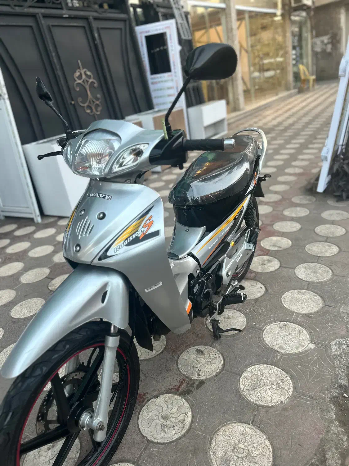 سوپررکاب ویو مدل ۹۵بدون خط وخش|موتورسیکلت|لنگرود, |دیوار